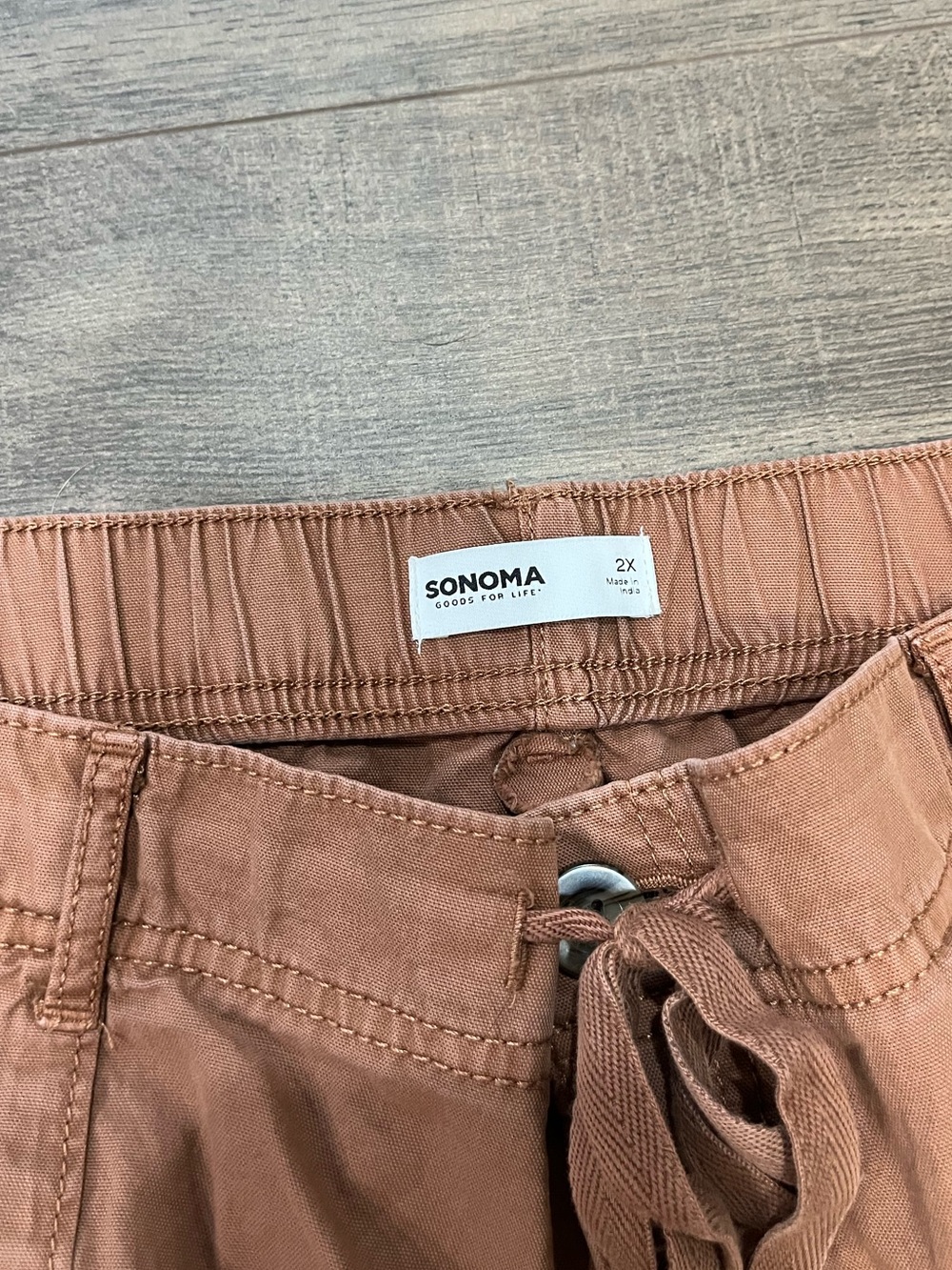 Men's Rust Drawstring Jogger Pants - Picture 3 of 6